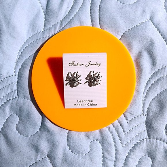 Halloween Jewelry / Spider Earring / Post / Rhinestone Crystal / Rhodium Plated - Picture 2 of 7